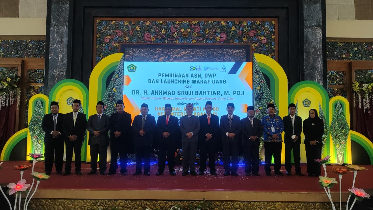 PEMBINAAN ASN OLEH KEPALA  KANTOR WILAYAH JAWA TIMUR, Bapak DR. H.Ahmad Seruji Bahtiar .