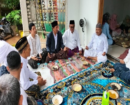   Bakti Sosial 